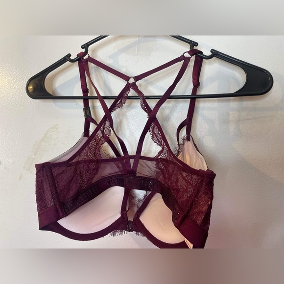 NWT Victoria’s Secret push-up bra, 32 D - Picture 5 of 10